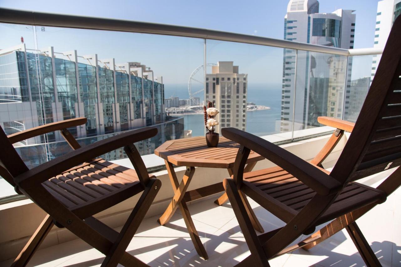 دبي Hi Guests Vacation Homes - Bay Central المظهر الخارجي الصورة